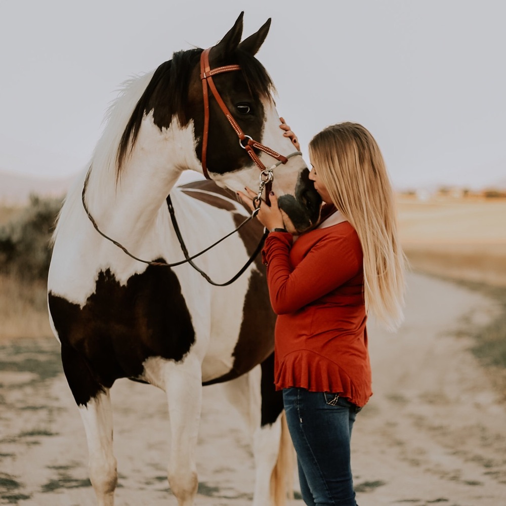 Size Medium Black Swan Boho Long-sleeve